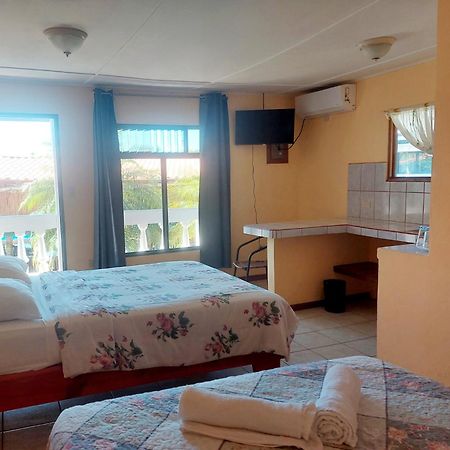 Hospedaje Quepos Dış mekan fotoğraf