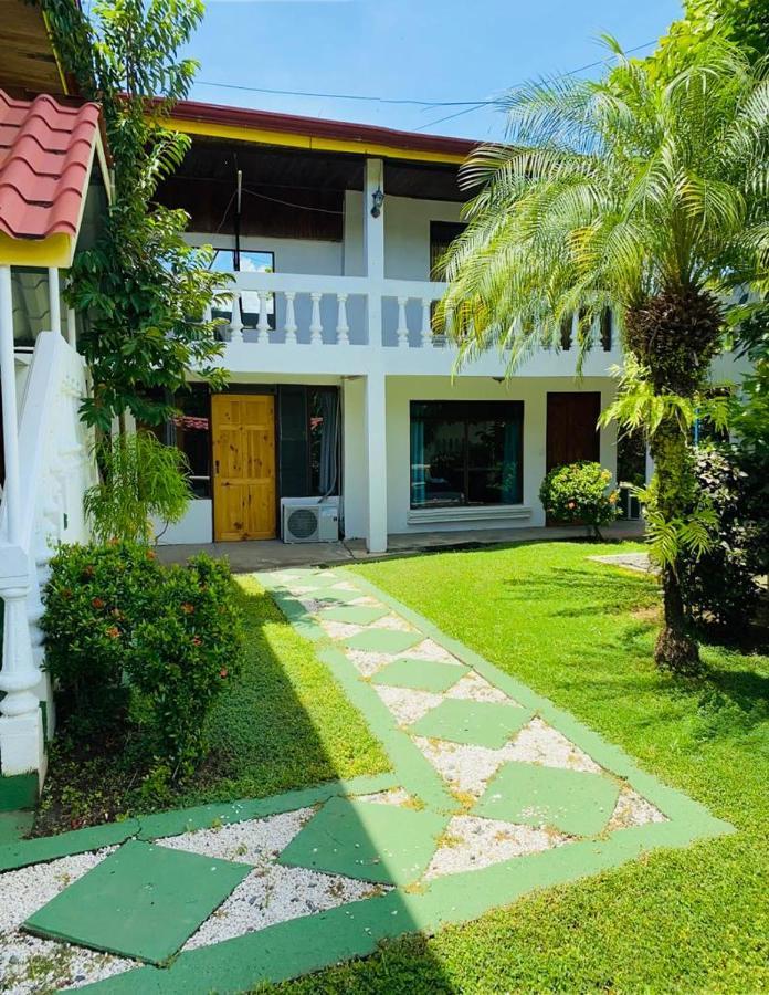 Hospedaje Quepos Dış mekan fotoğraf
