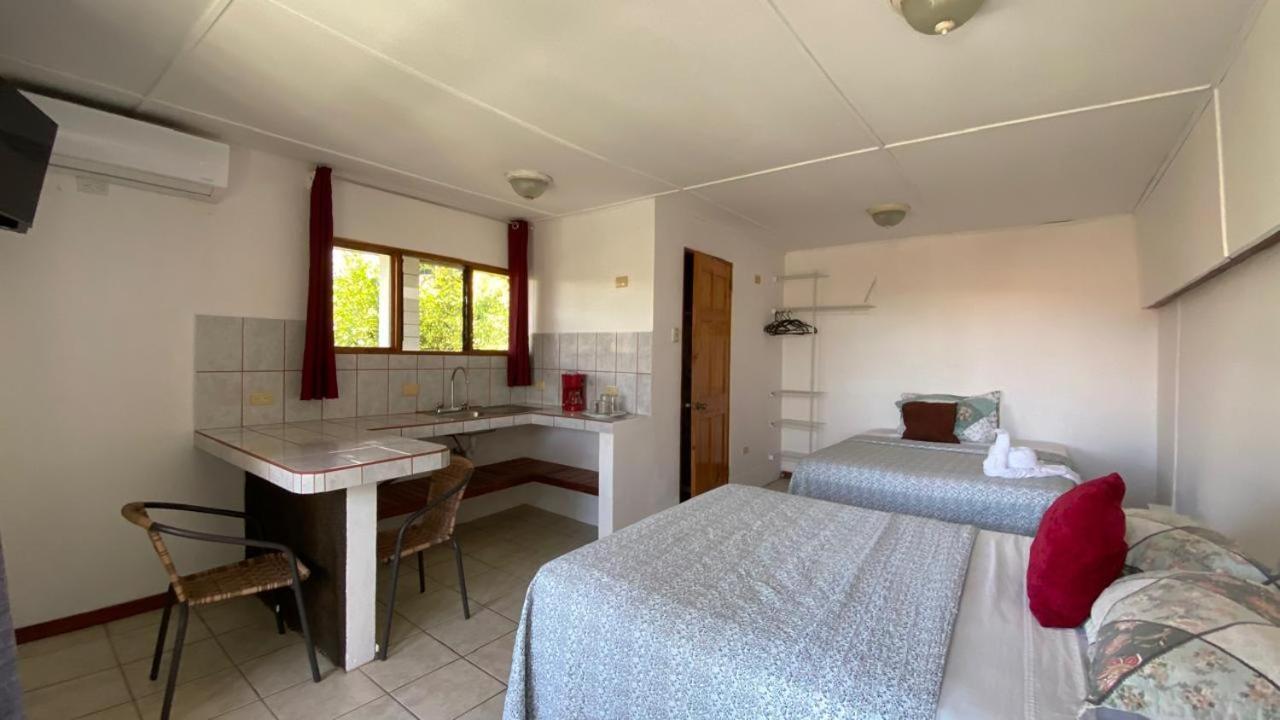 Hospedaje Quepos Dış mekan fotoğraf
