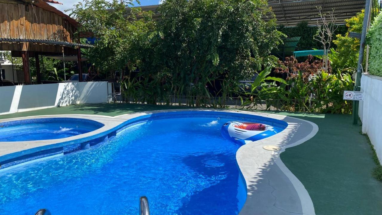Hospedaje Quepos Dış mekan fotoğraf